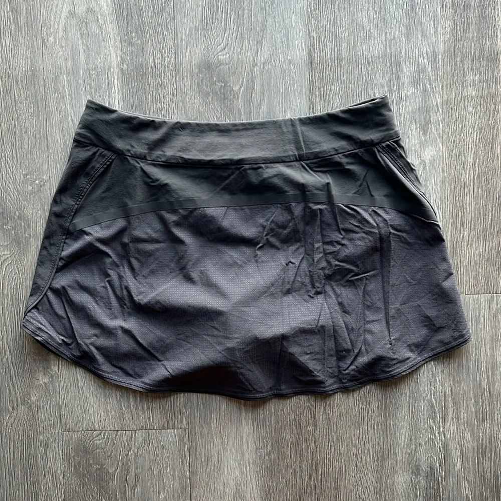 Outdoor Voices Skirt ✧ Size